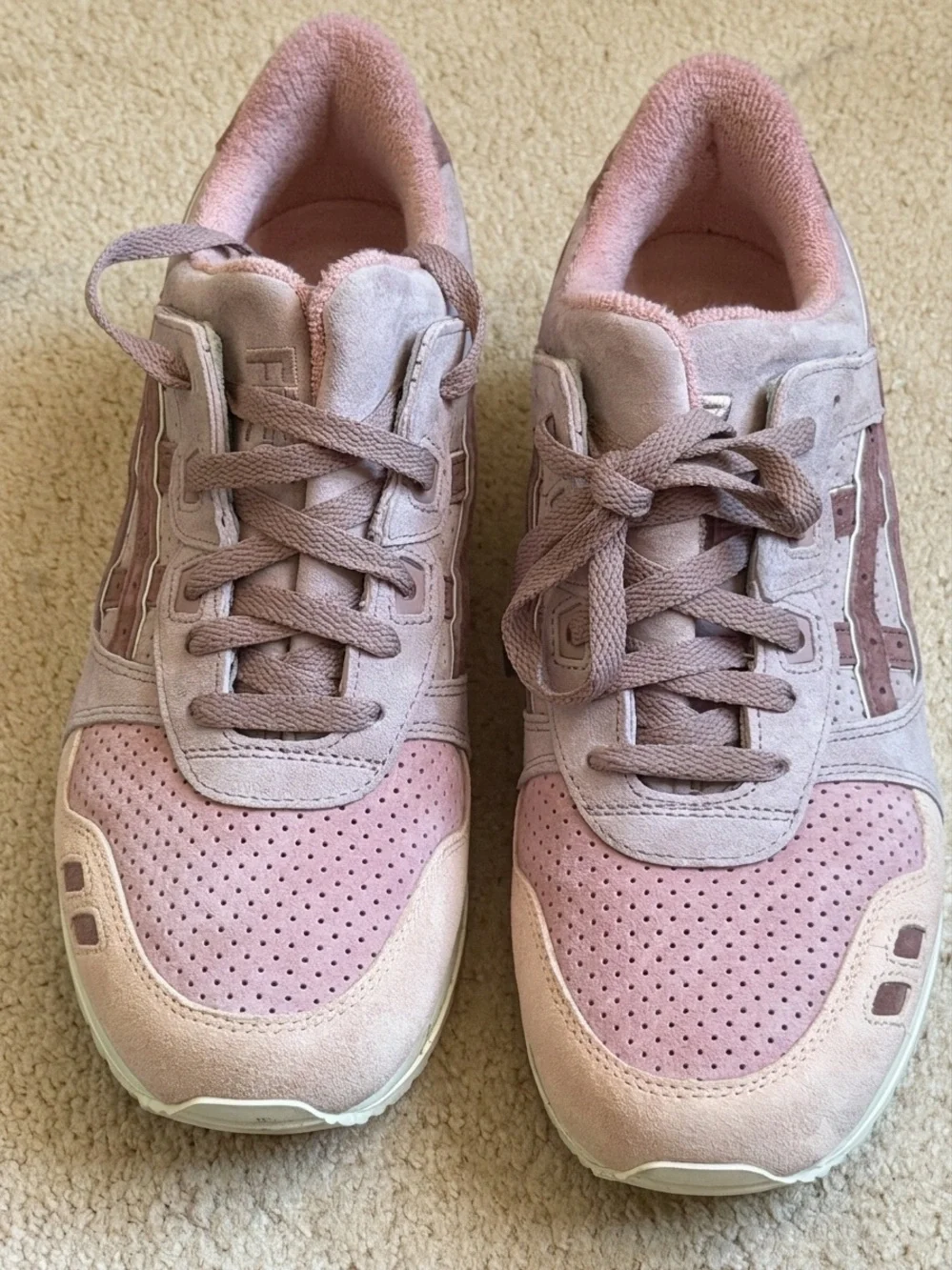 100 % Authentic ASICS Gel-Lyte lll ‘07 Remastered Kith collaboration Sneakers